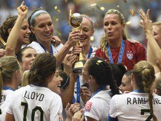 Verenigde Staten veel te sterk voor Japan in finale WK vrouwen